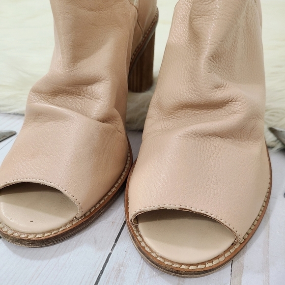 Chinese Laundry CARLITA peep toe bootie Natural tan blush pink size 8.5 - Picture 5 of 7